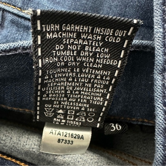 7fam The Straight Lux Performance Dark Wash Jeans Size 36 - Picture 8 of 8